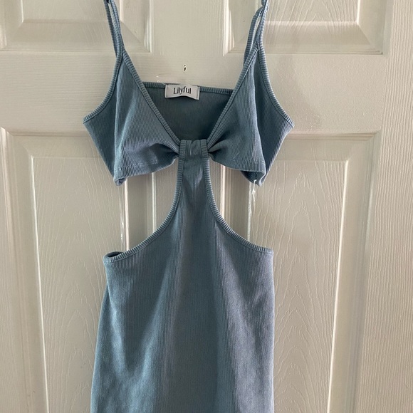 New with Tags Lilyful Summer trend dress - Picture 4 of 4